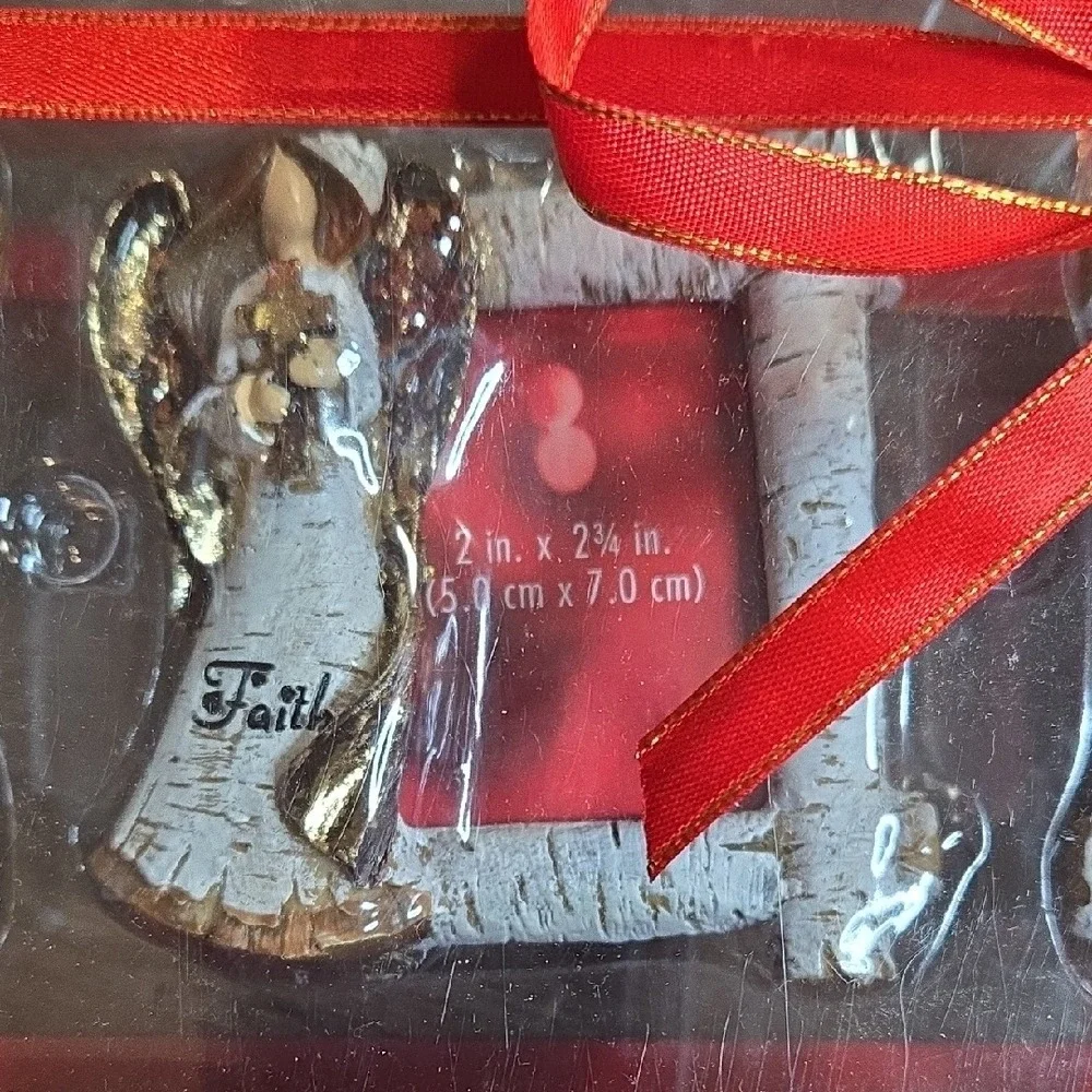 St. Nicholas Square Set of 3 Ornament Frames,‎ 2